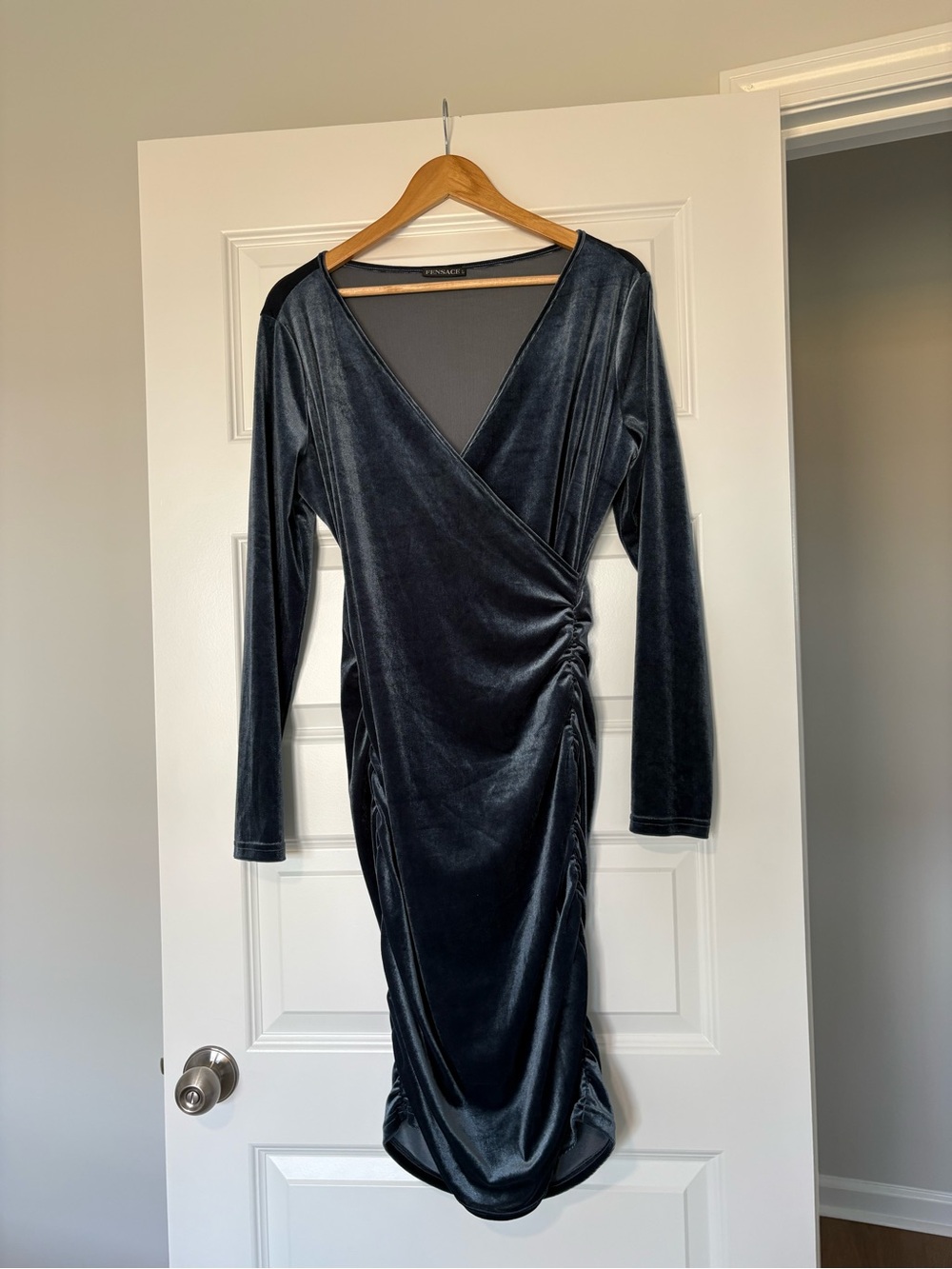 NWOT Velvet Wrap Ruched Long Sleeve Dress Velvet Blue Y2K Holiday Size Large